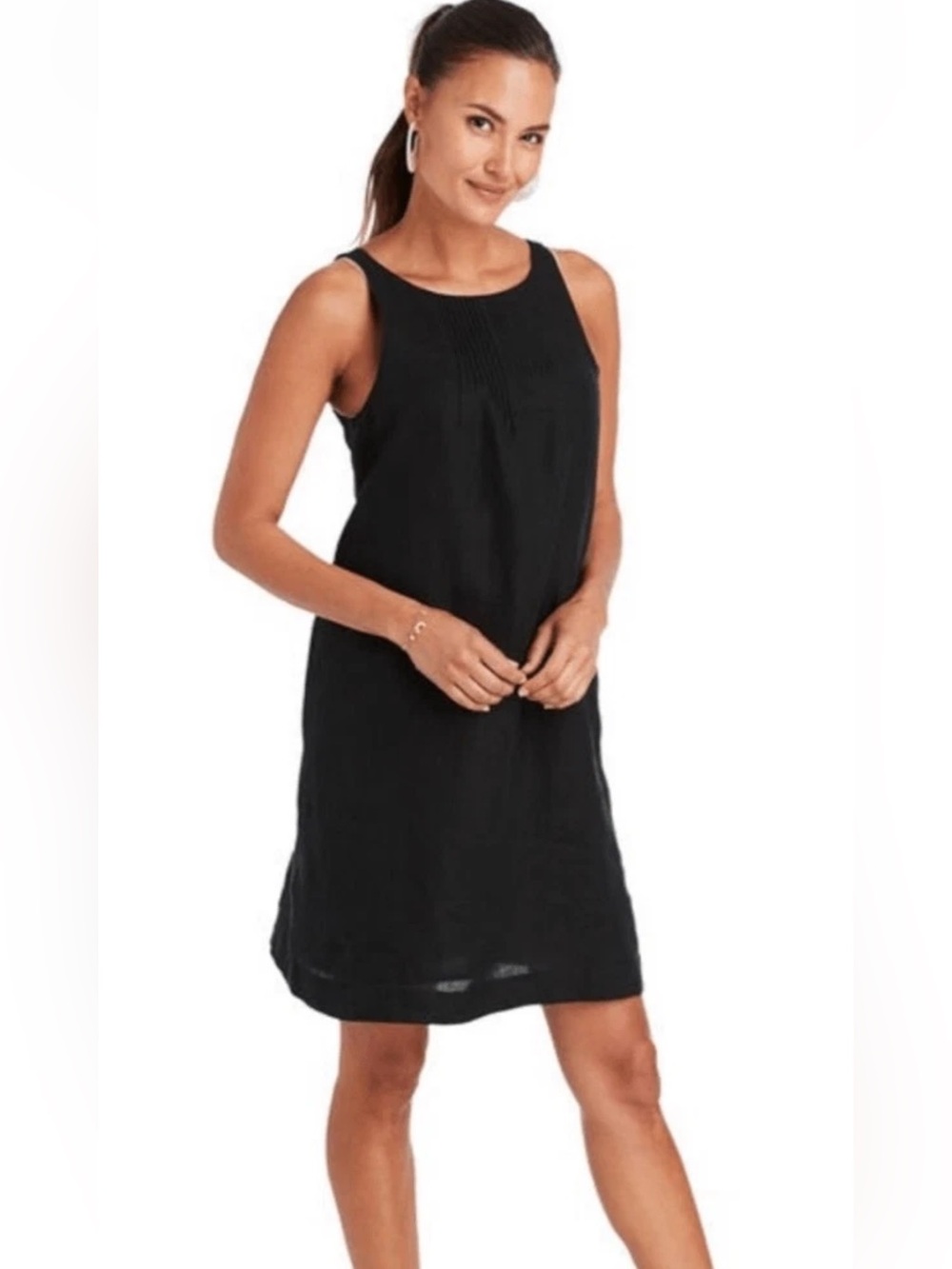 Vineyard Vines Linen Cisco Pintuck dress - worn a few times. 138 retail